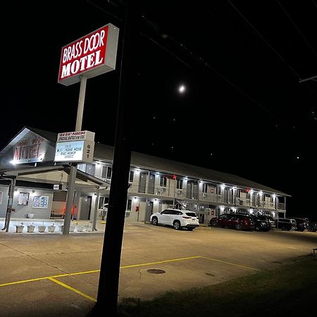 Brass Door Motel Gassville Exterior photo