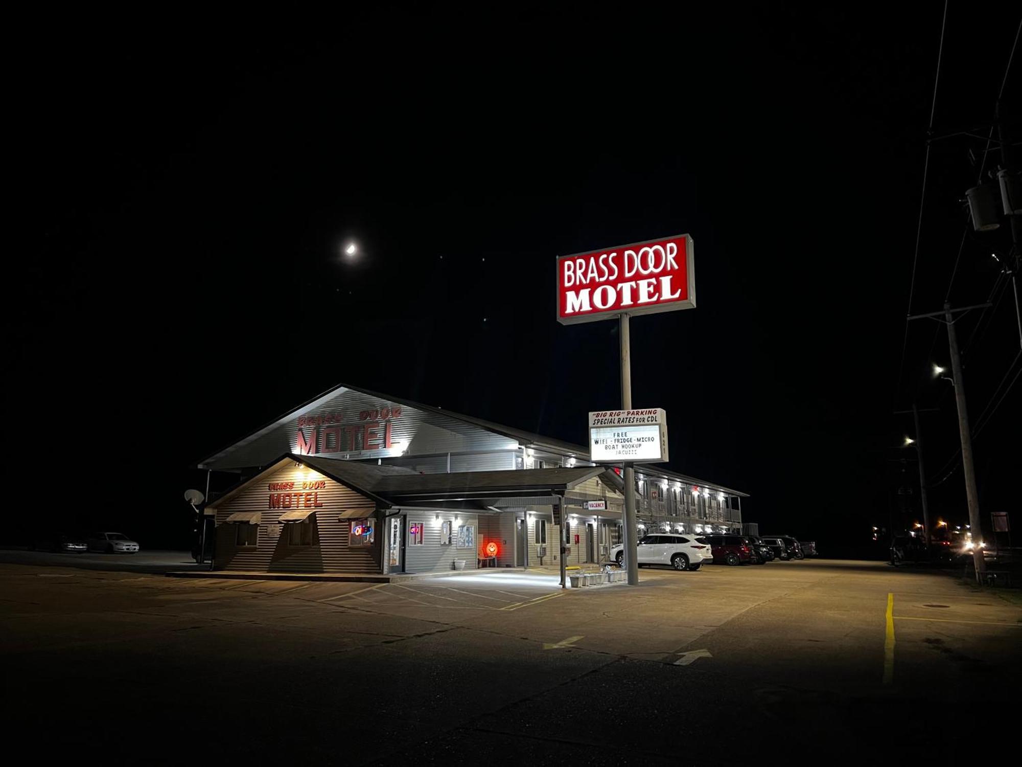 Brass Door Motel Gassville Exterior photo