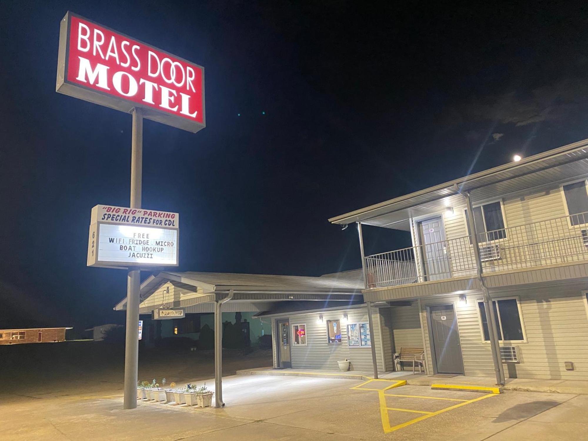 Brass Door Motel Gassville Exterior photo